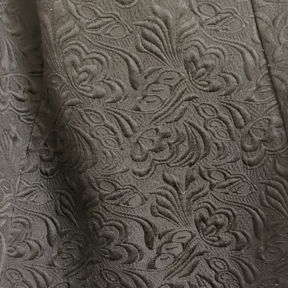 Patterned black Mini skirt - Picture 2 of 2